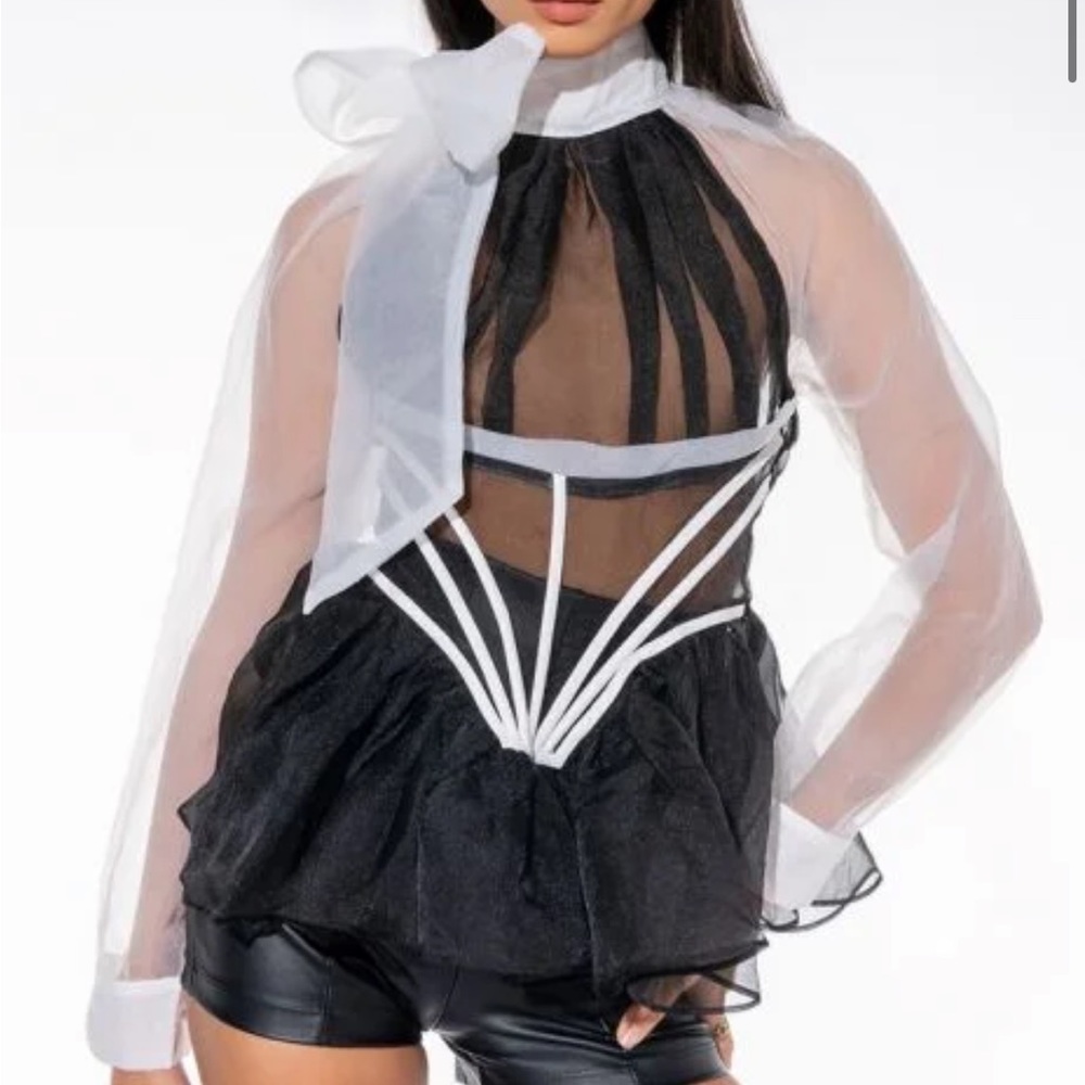 Akira AUDREY PEPLUM BLOUSE